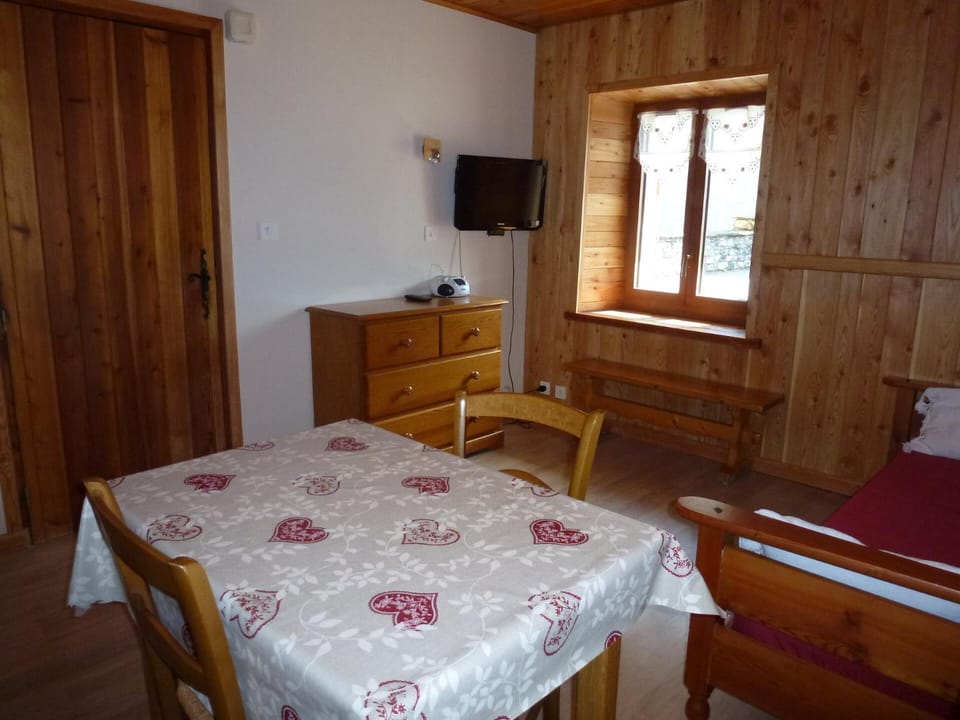 Résidence Les Chaudannes - Appartement 2 pièces - 3 personnes MAE-2623 Apartment in Auvergne-Rhône-Alpes