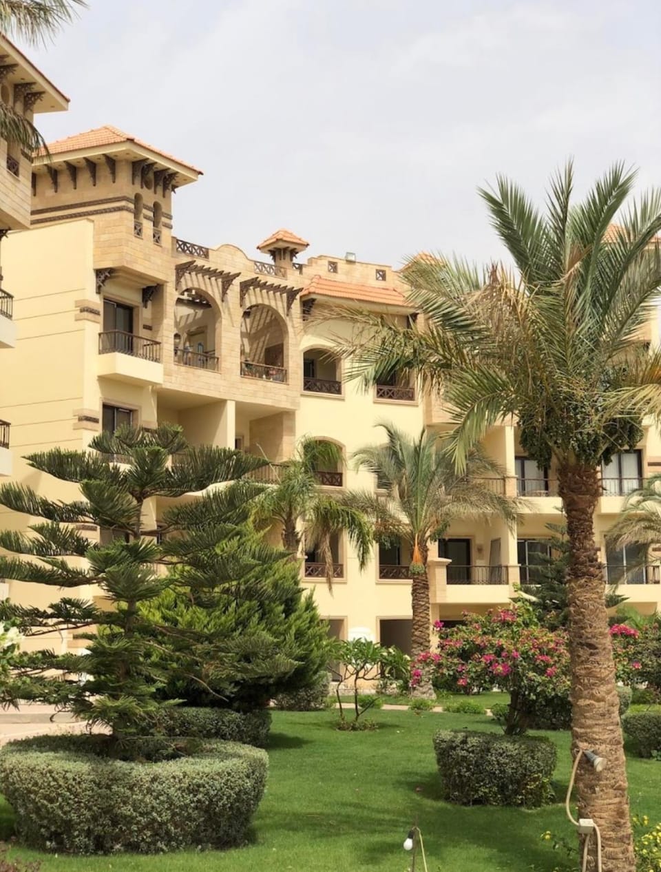 Luxury Pool View Chalet, El Saraya Resort Sahl Hasheesh, Near Beach Apartment in Hurghada