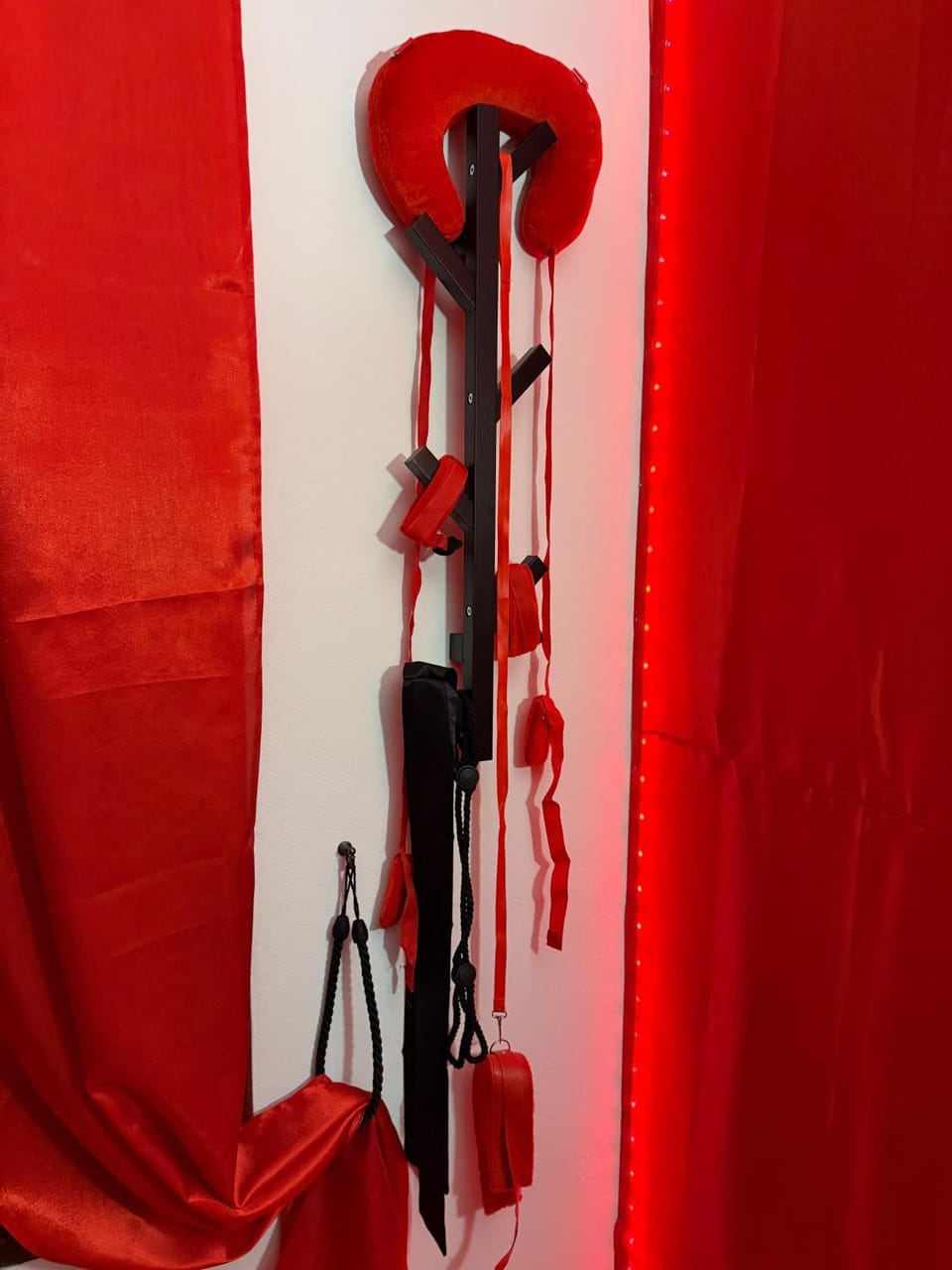 INTENSE LOVE CHAMBER - Adult Only Apartment in Sibiu