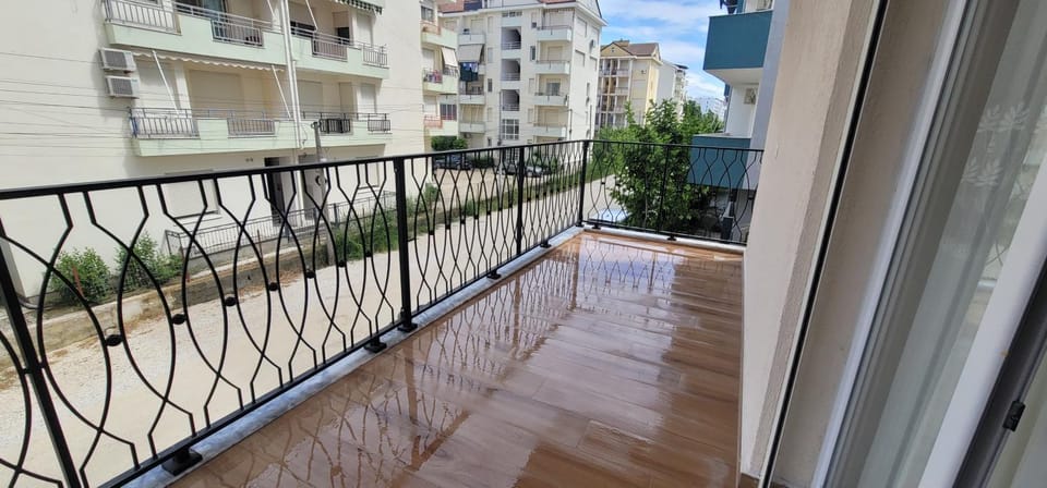 Property building, Balcony/Terrace