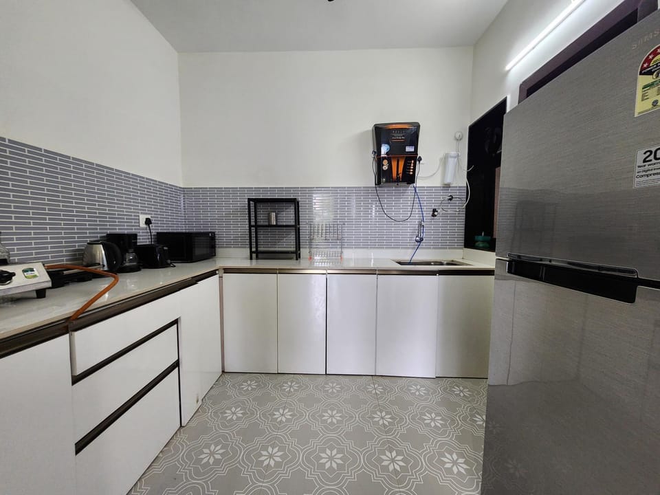 Kitchen or kitchenette, oven, stove, toaster