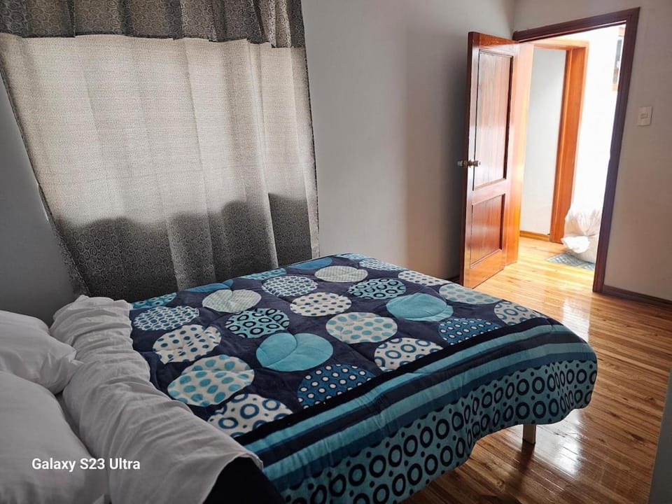 Casa centro histórico de Cuenca para grupos grandes de 4 a 56 personas House in Cuenca
