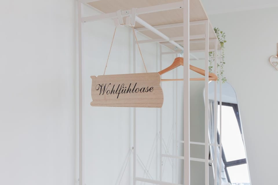 Bedroom, wardrobe