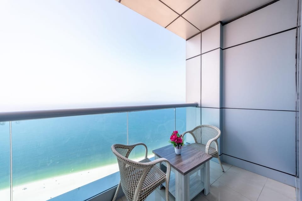 Luxurious Beachfront Modern Ocean View Apartment in Ajman