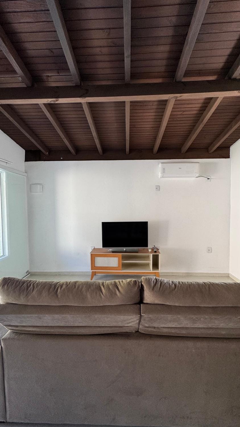 Communal lounge/ TV room, TV and multimedia