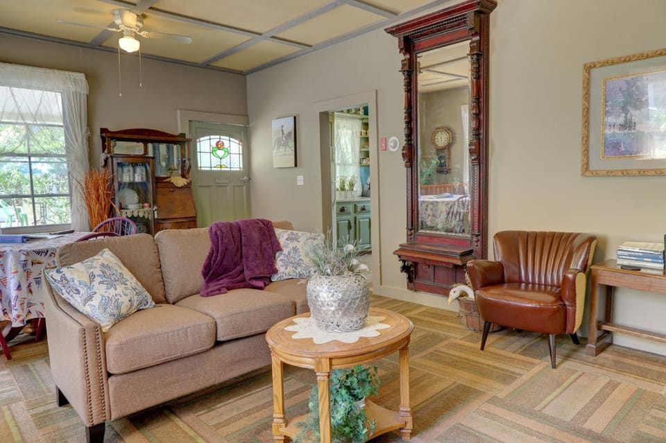 The Magnolia Cottage seasonal heated pool Campground/ 
RV Resort in Amenia
