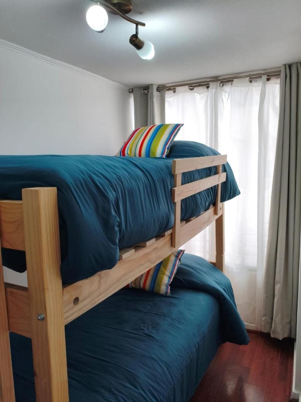 Bedroom, bunk bed
