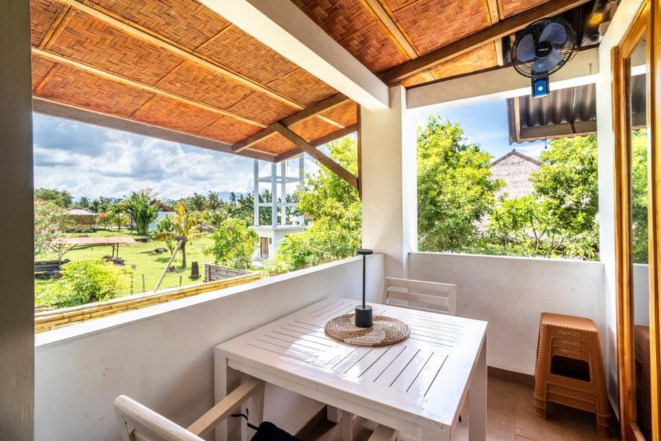 Volcano View Villa sleeps x 5 Villa in Pemenang