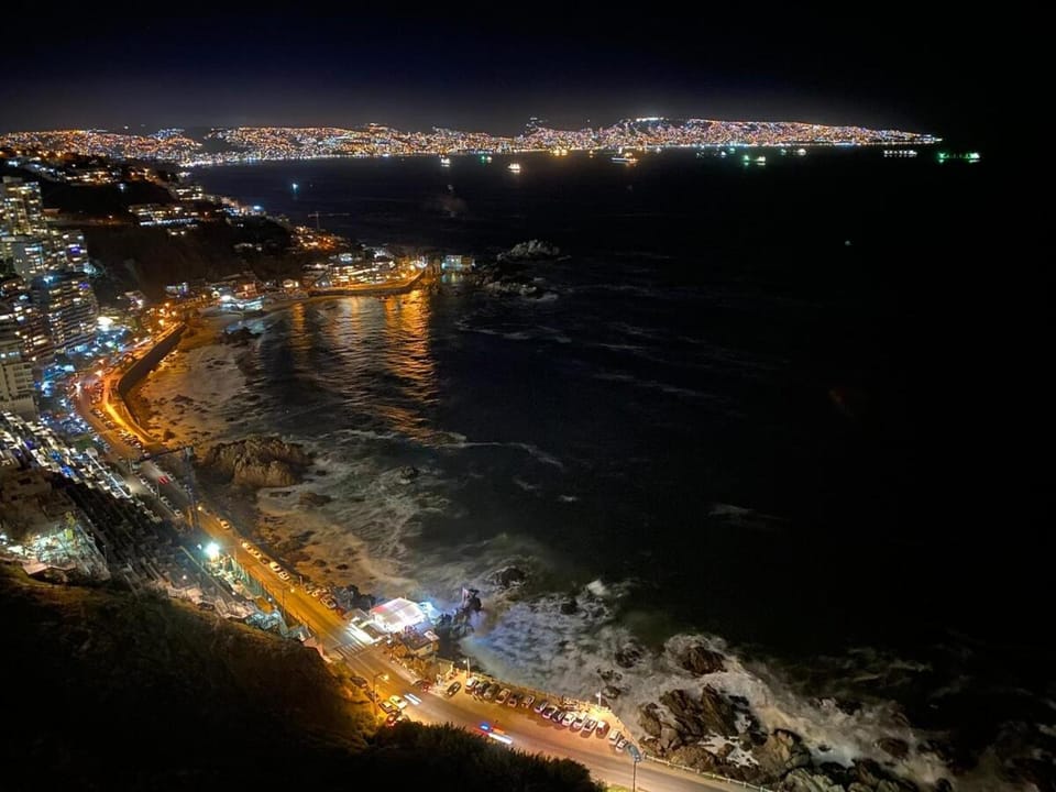 Neighbourhood, City view, Sea view