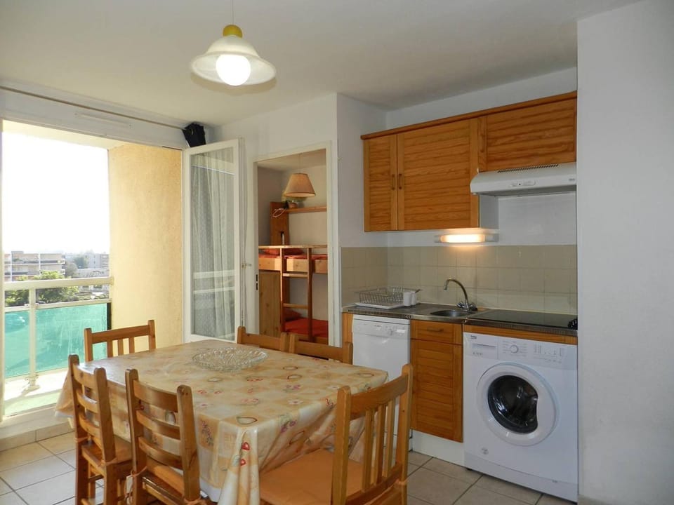 Appartement 3 pièces avec loggia, proche mer, 6 couchages - Bormes-les-Mimosas - FR-1-251-897 Apartment in Bormes-les-Mimosas