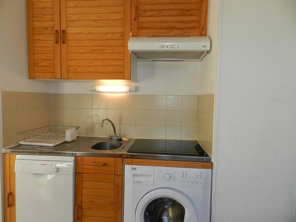 Appartement 3 pièces avec loggia, proche mer, 6 couchages - Bormes-les-Mimosas - FR-1-251-897 Apartment in Bormes-les-Mimosas