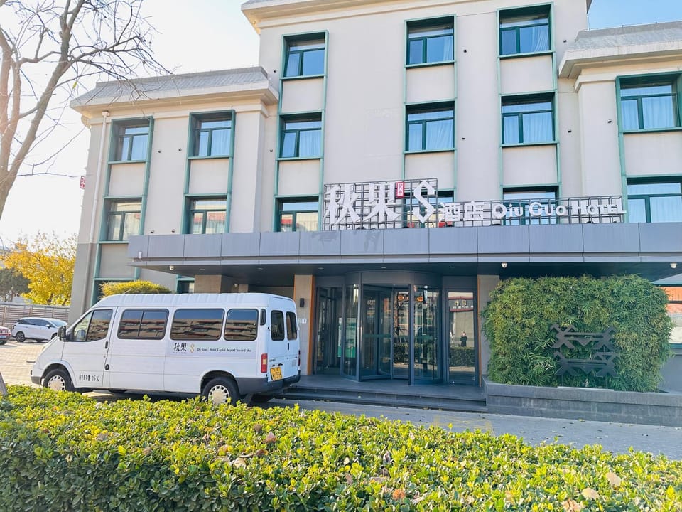 Property building, Parking, shuttle