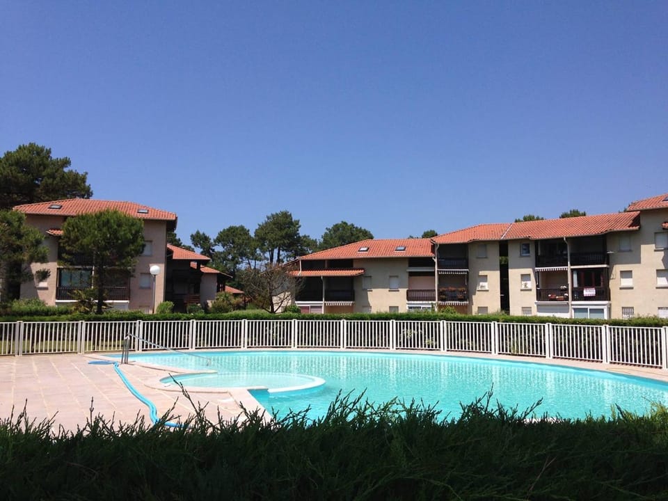 T2 Soustons Plage 4 pers avec Loggia - FR-1-857-38 Apartment in Soustons