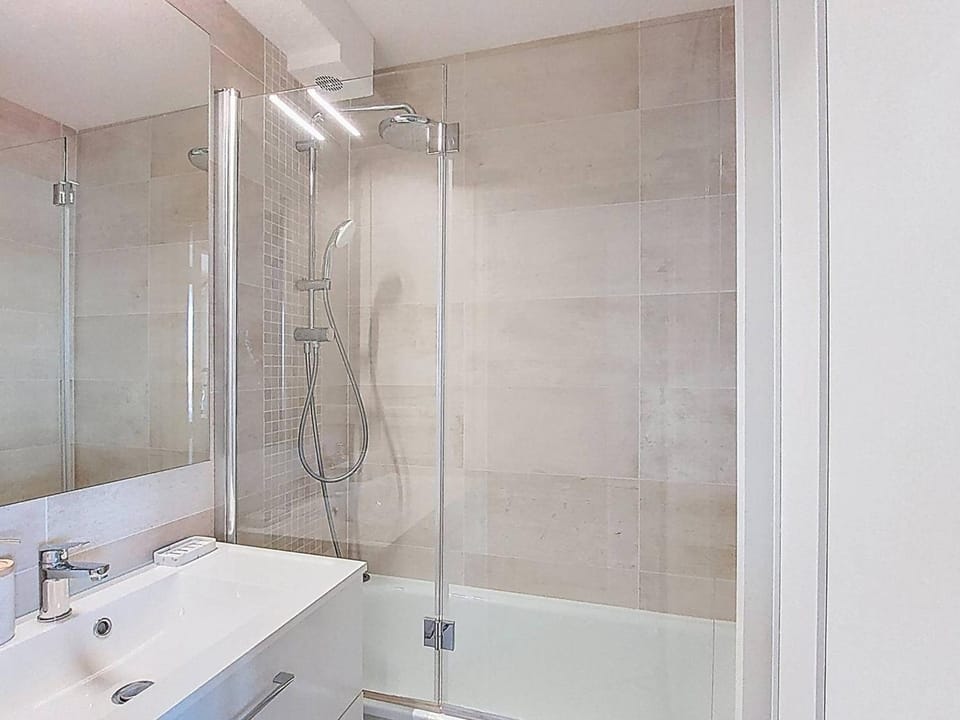 Vieux Boucau : T2 Cabine 6 Pers avec Piscine, Parking - FR-1-857-34 Cabin in Vieux-Boucau-les-Bains