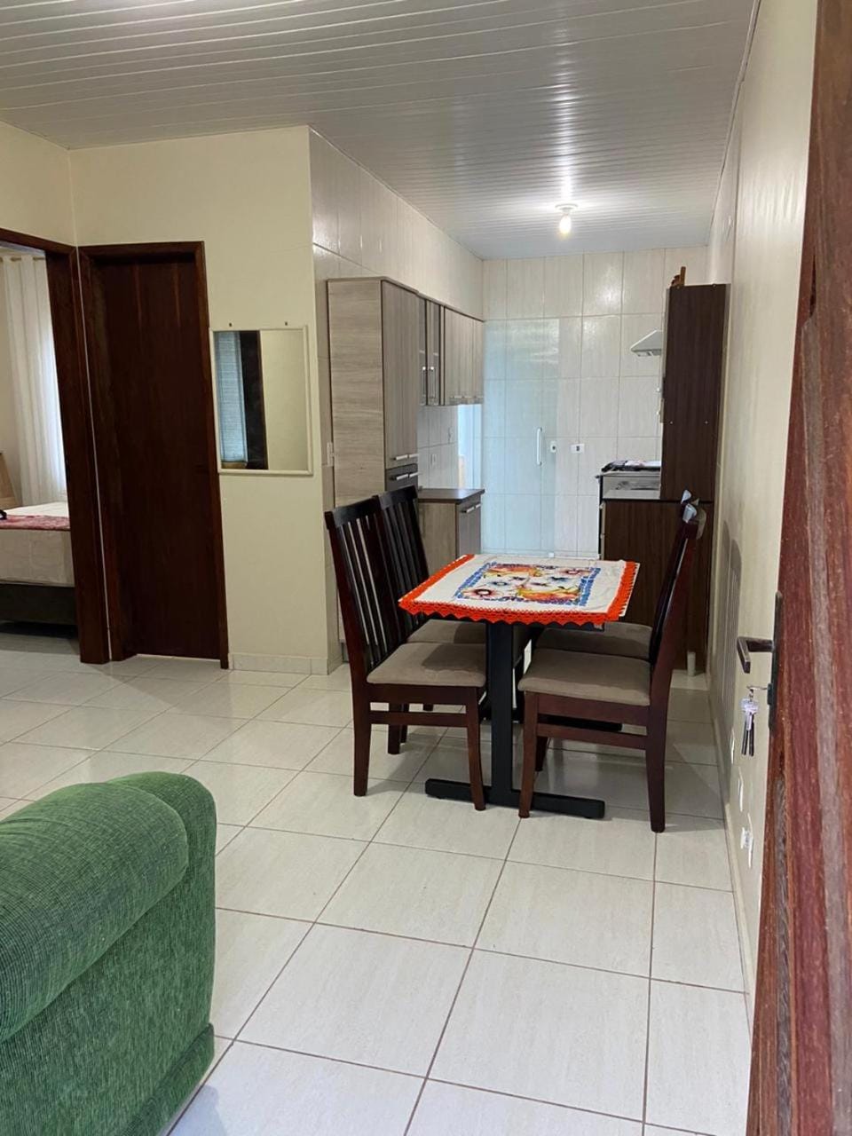 Apartamento lindo e espaçoso, perto do hospital Angelina Caron, e a 20 minutos do centro de Curitiba! Apartment in State of Paraná