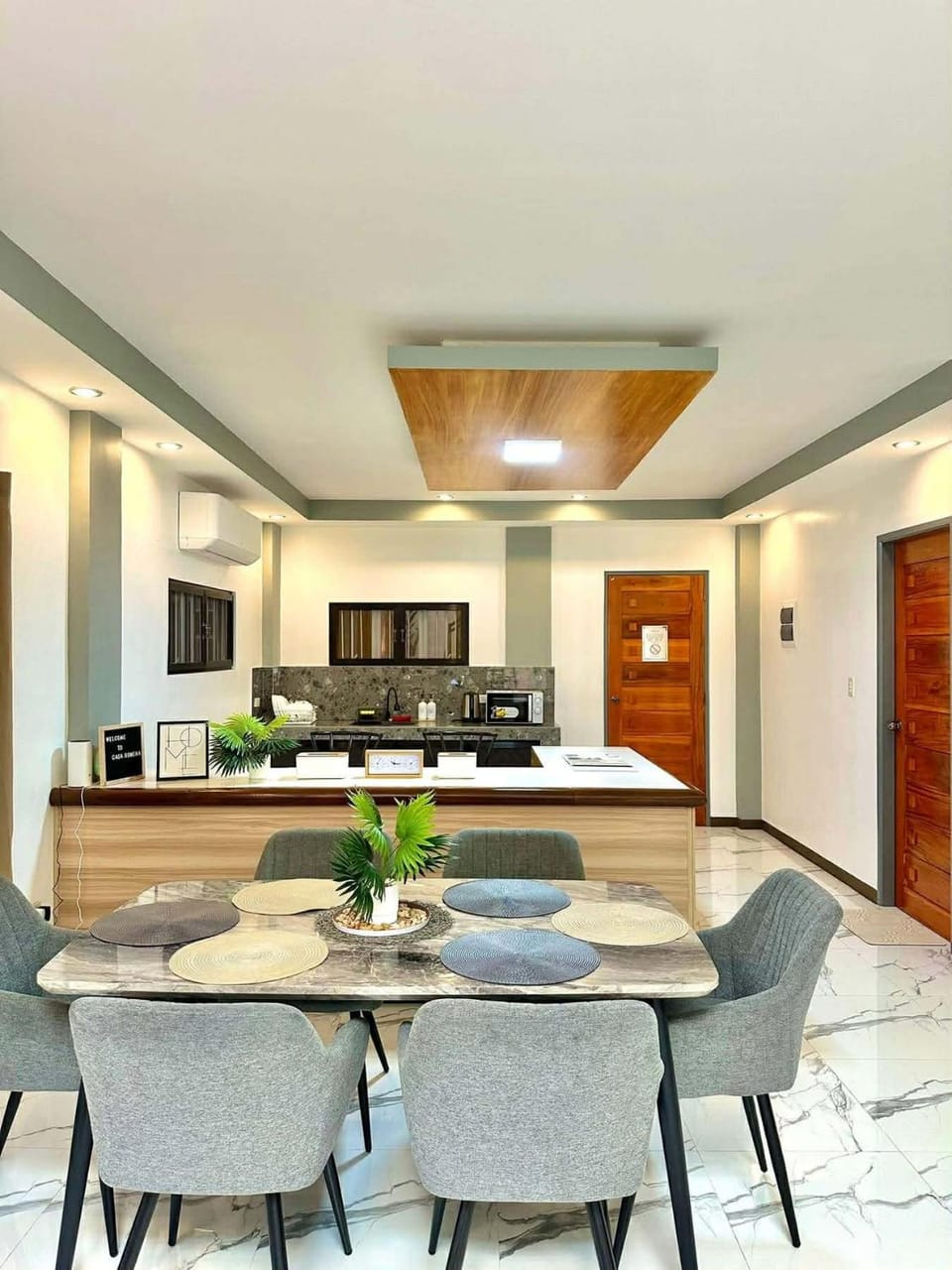 Light residence Apartment in Mandaluyong