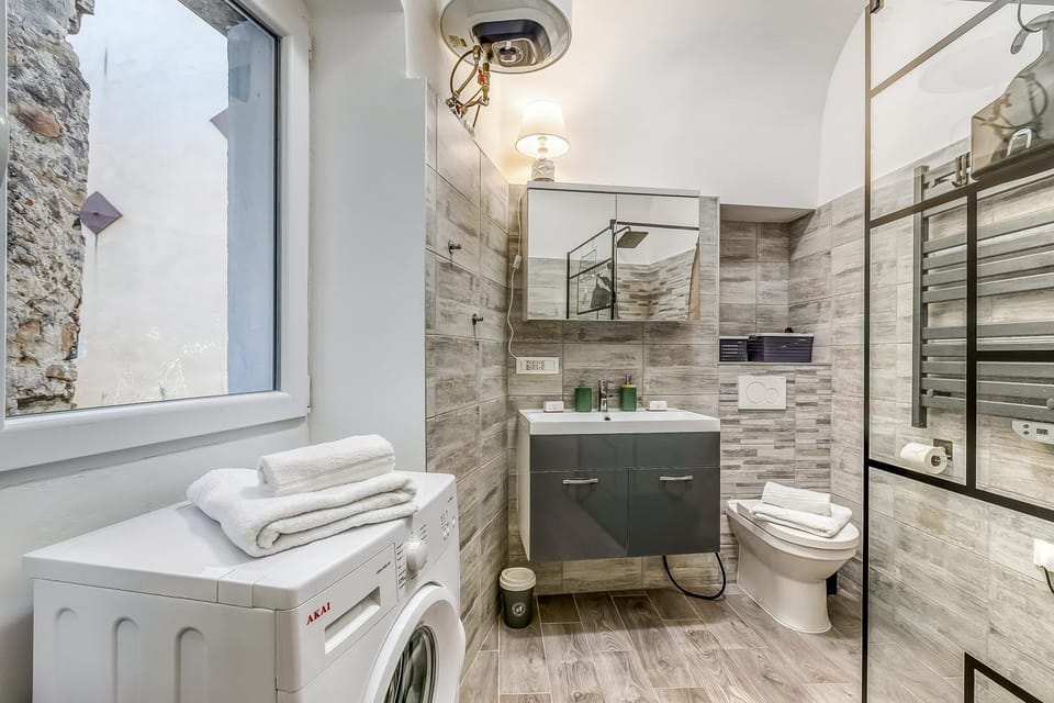 Shower, Bathroom