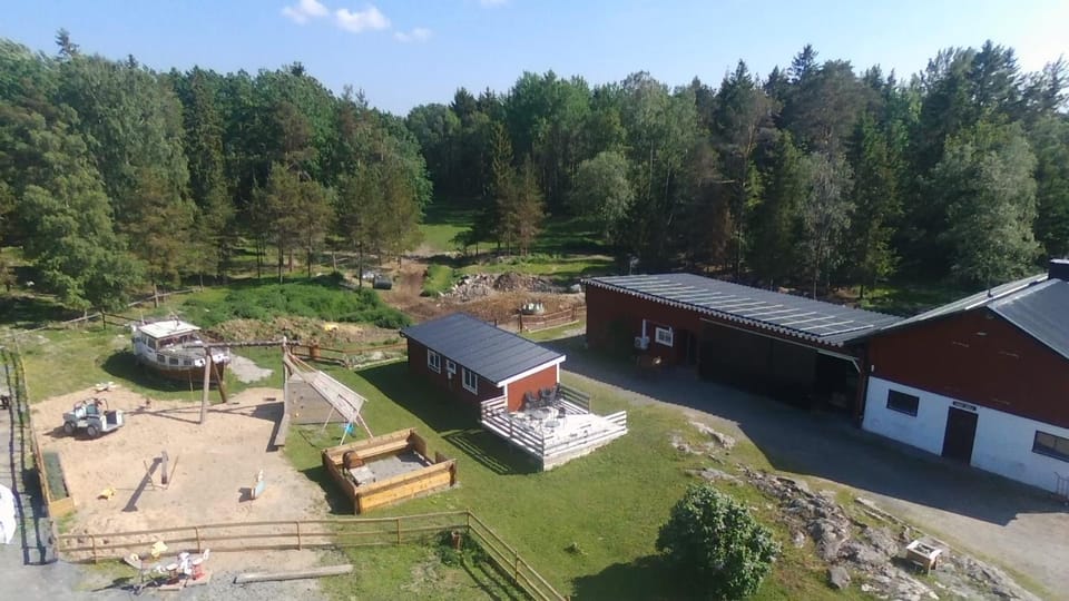 Patio, Bird's eye view, BBQ facilities, Children play ground, Garden