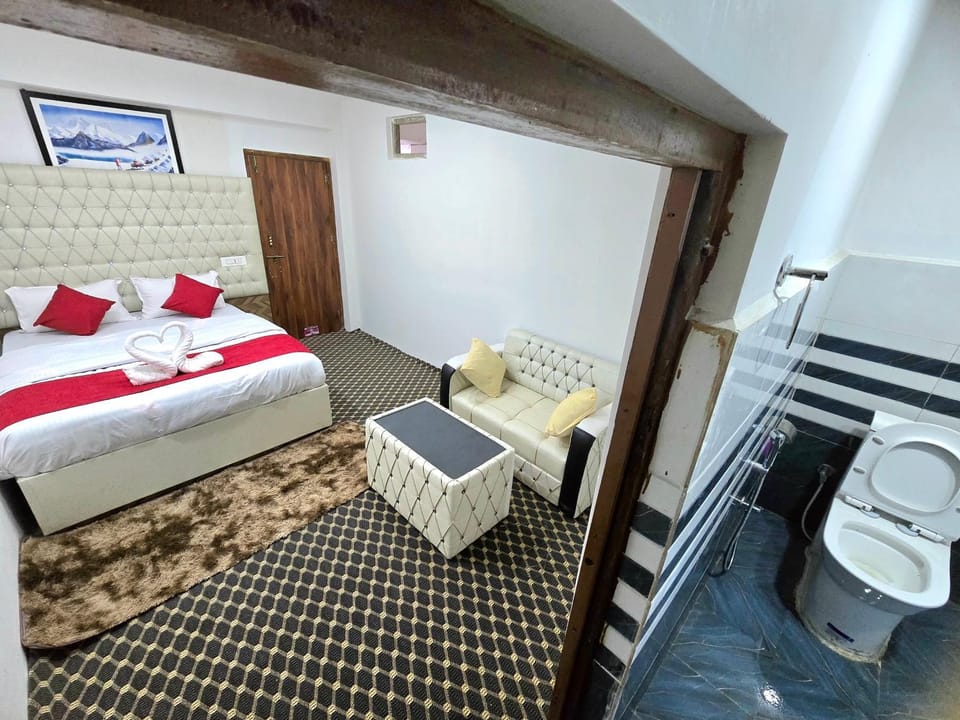 Toilet, Bedroom