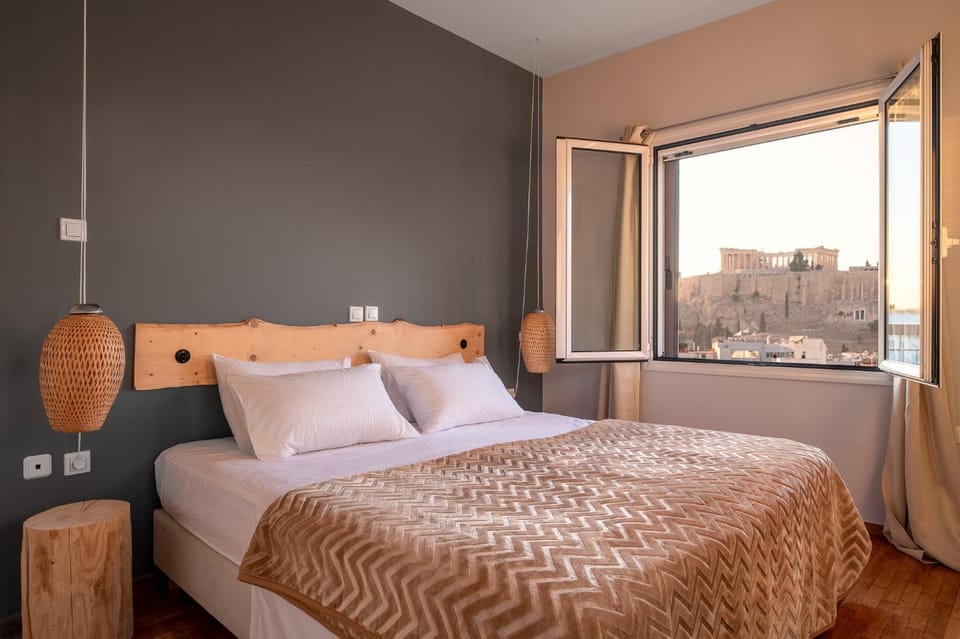 Acropolis Moon Apartment in Athens