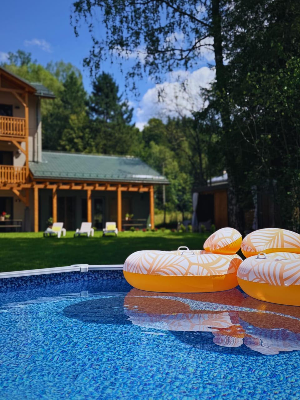 Property building, Swimming pool
