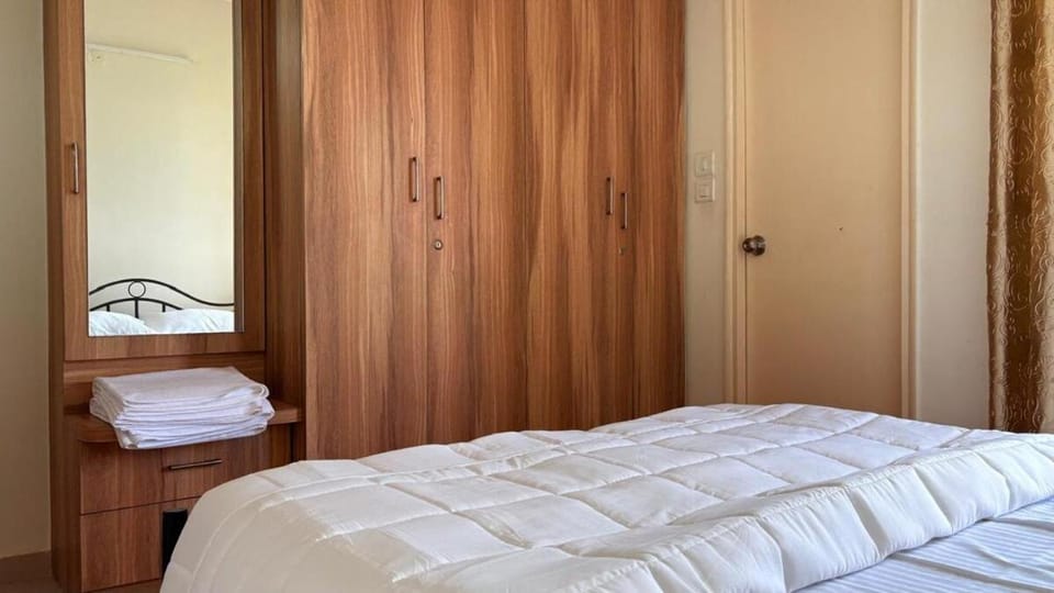 Luxury Stay 3 BHK - Electronic City Apartment in Bengaluru