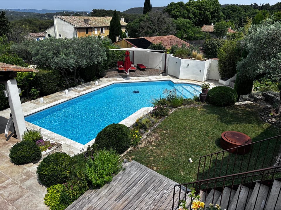 Swimming pool, Swimming pool