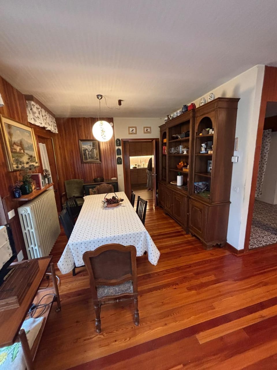 Communal lounge/ TV room