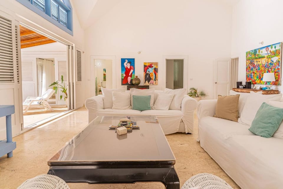 Living room, Decorative detail
