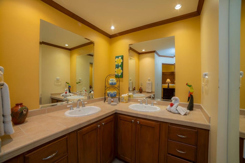 Veranda 5F - 2 bdr 2 bath House in Herradura