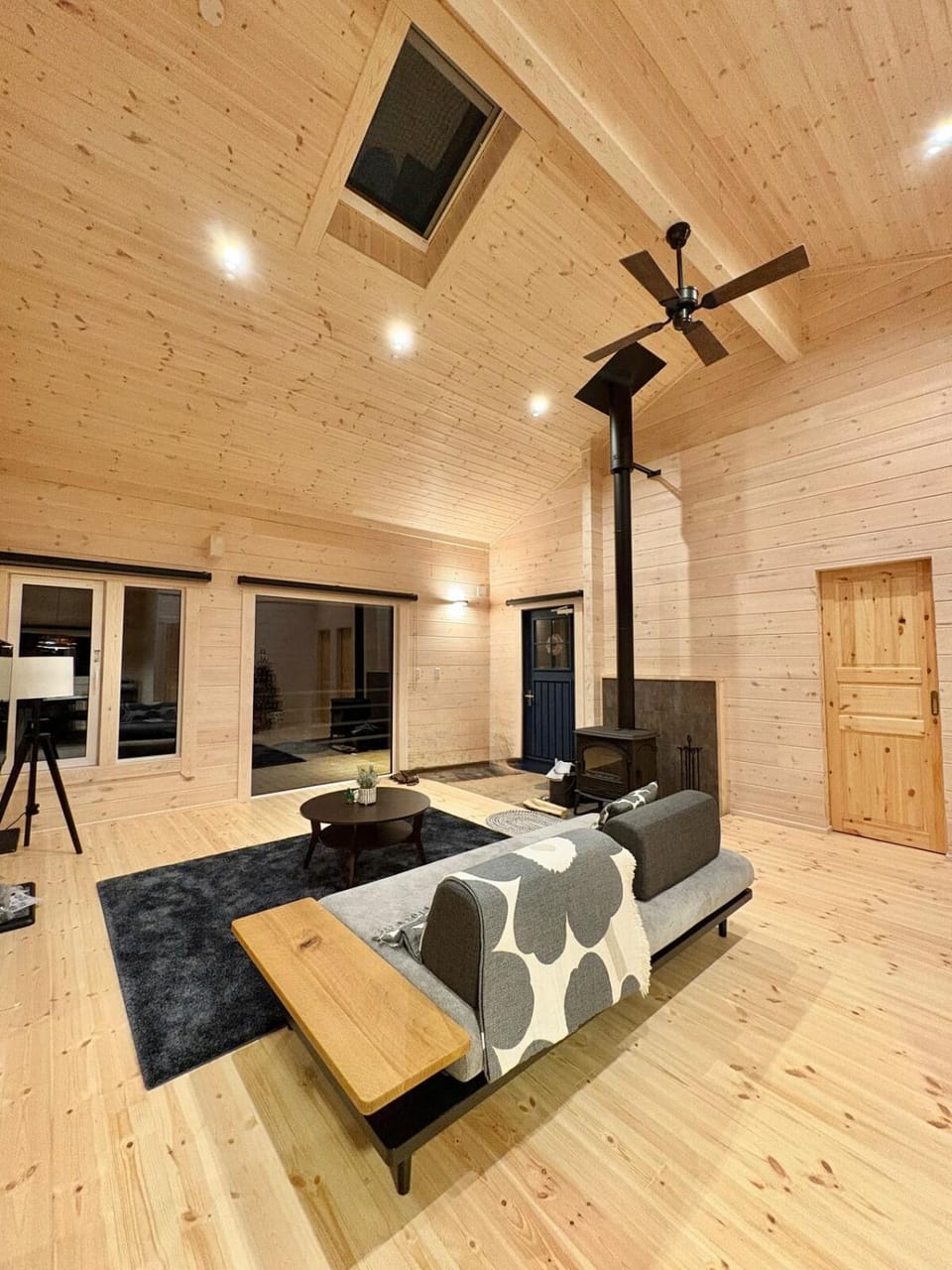 View (from property/room), View (from property/room), Living room, fireplace