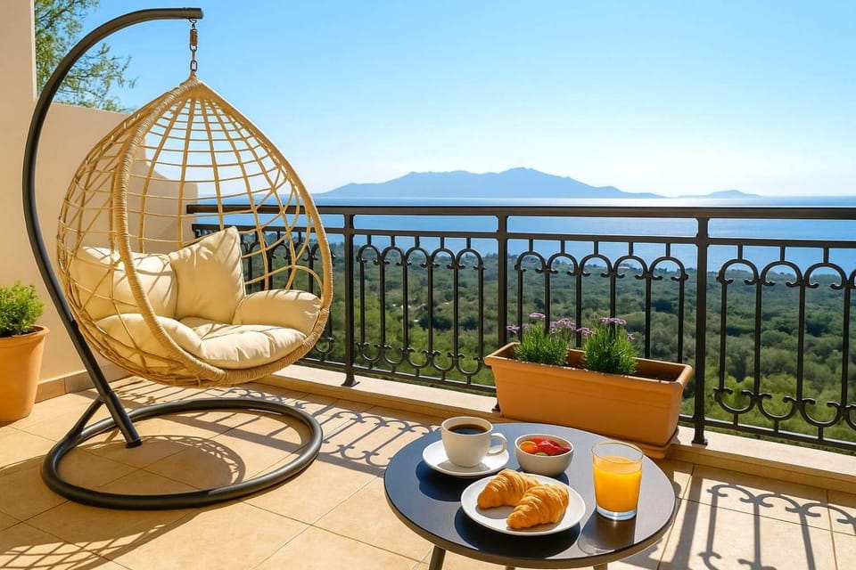 Day, Balcony/Terrace, Seating area, Dining area, Mountain view, Sea view