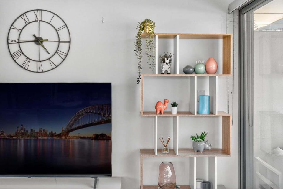 Redfern Penthouse - Stunning CBD views and Parking Apartment in Surry Hills