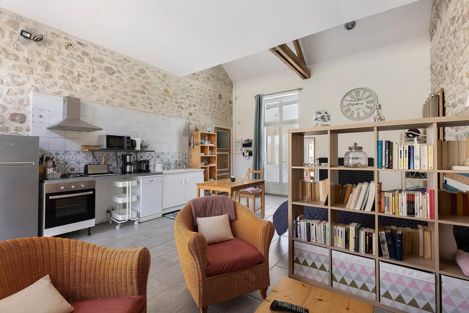 Property building, Living room