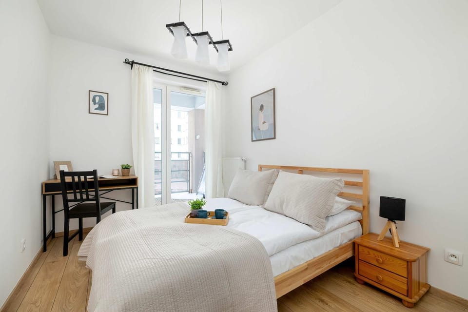 Bed, Living room, Photo of the whole room, Seating area, Bedroom
