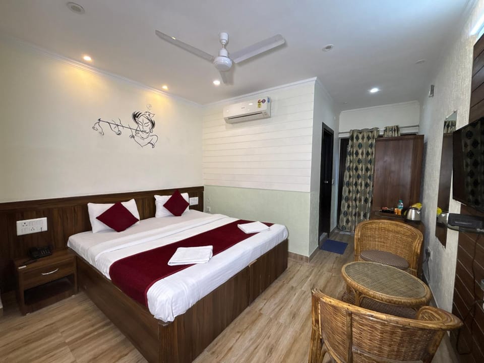Vedas Tapovan Hotel in Rishikesh