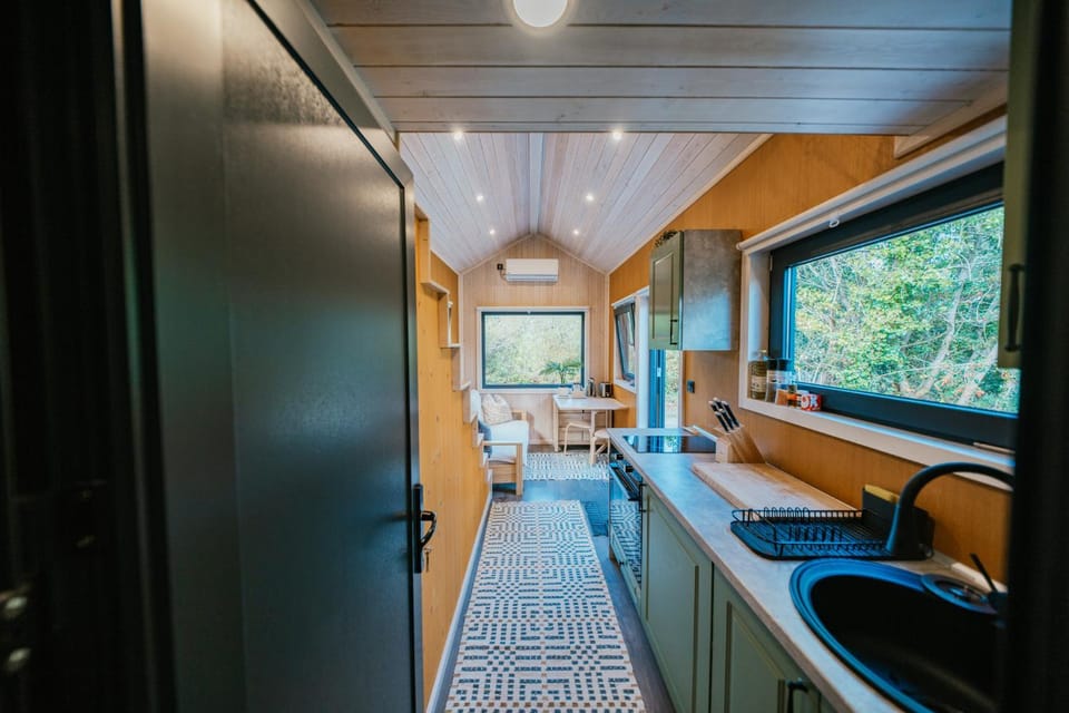 Kitchen or kitchenette, Living room, Dining area