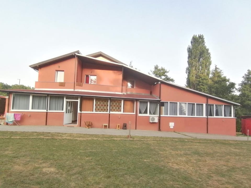 Panorama Borsko jezero Apartment in Serbia