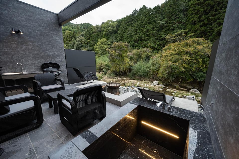 Day, Natural landscape, Mountain view, Open Air Bath