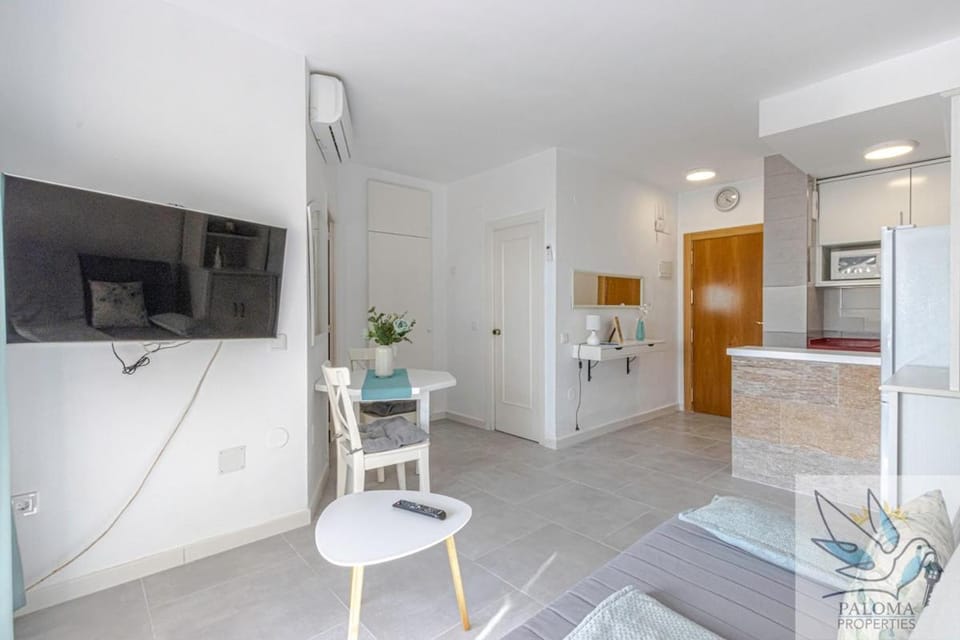BenalBeach excellent Apt with front sea views Apartment in Benalmadena