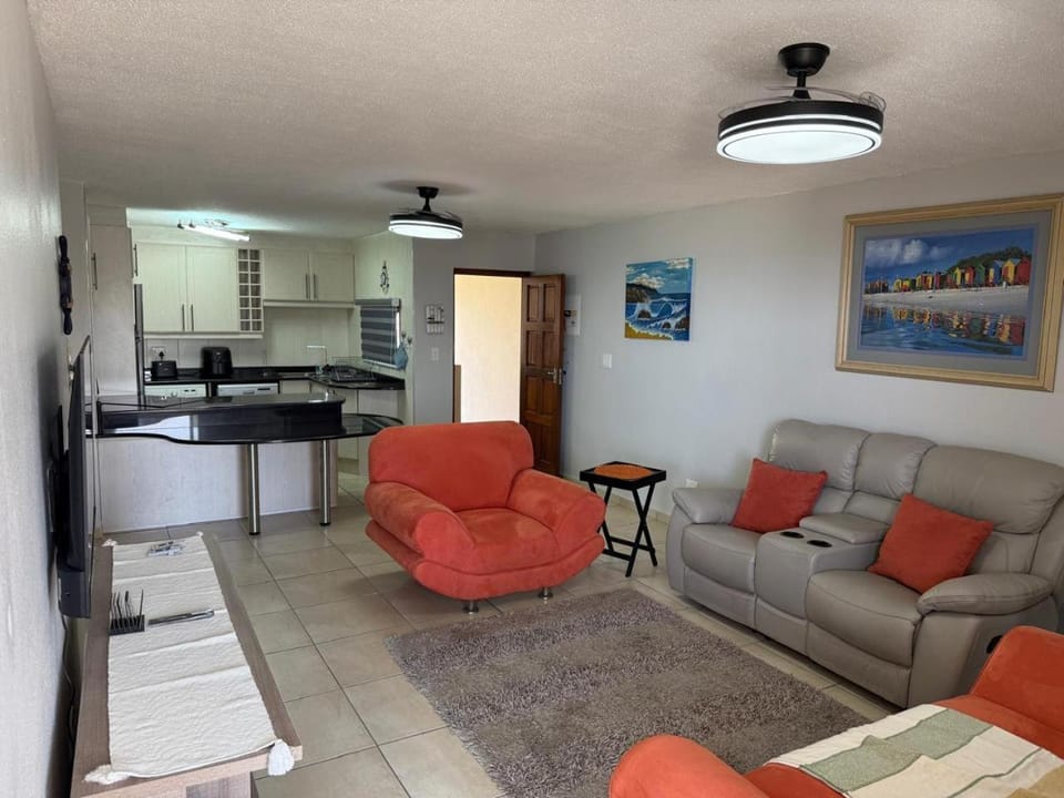 92 Laguna La Crete Apartment in Margate