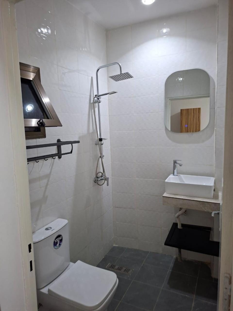 Toilet, Bathroom