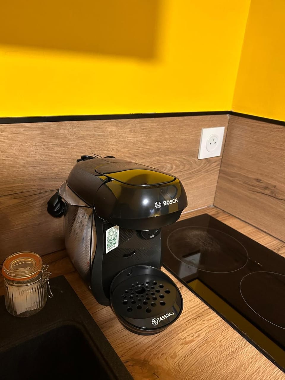 Coffee/tea facilities, Kitchen or kitchenette