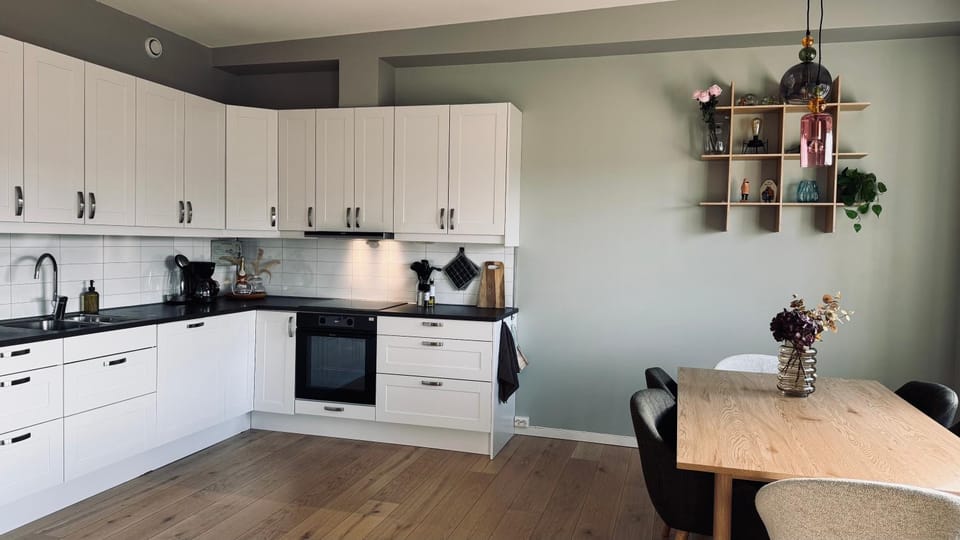 Sunny Terrace - Airy Apartment in the Heart of Lofoten Apartment in Lofoten