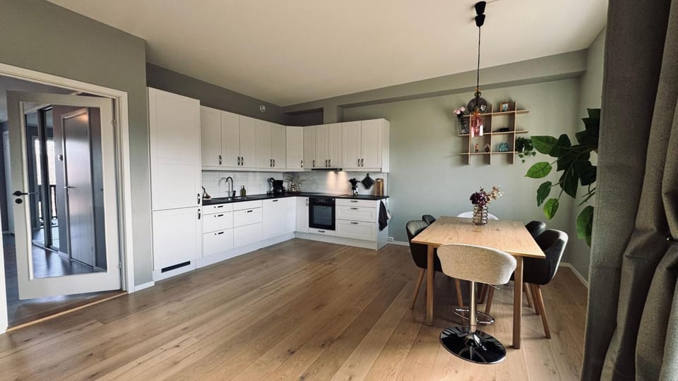 Sunny Terrace - Airy Apartment in the Heart of Lofoten Apartment in Lofoten