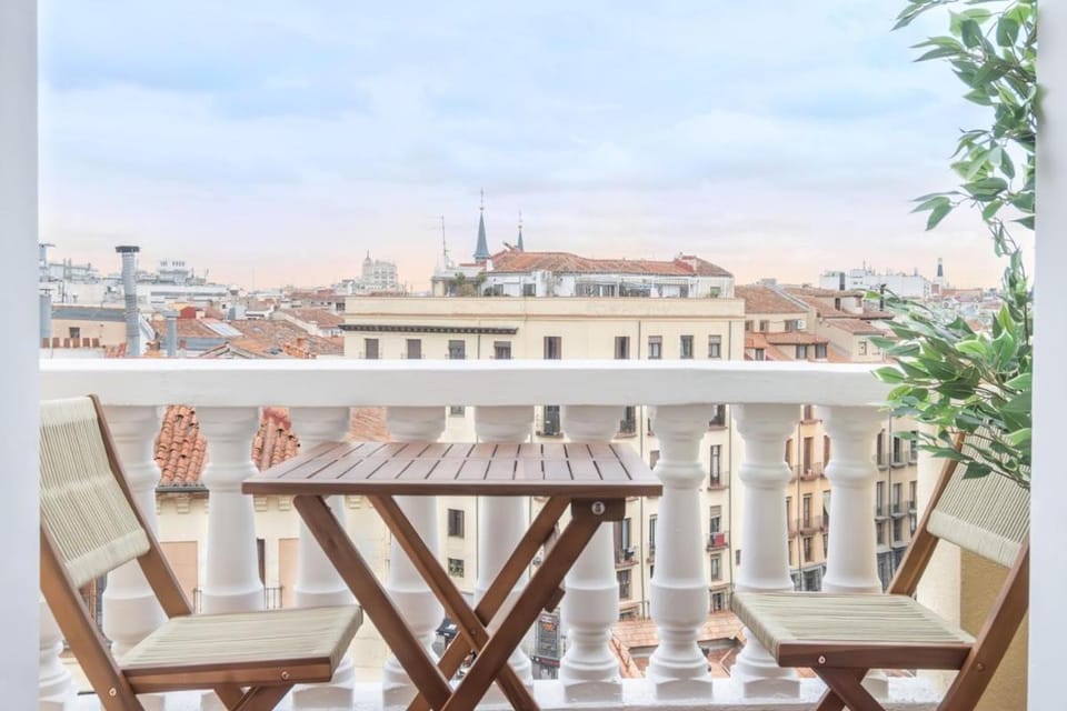 PSM87 Ático de lujo y luminoso con extraordinaria Terraza en el Centro de Madrid Apartment in Centro