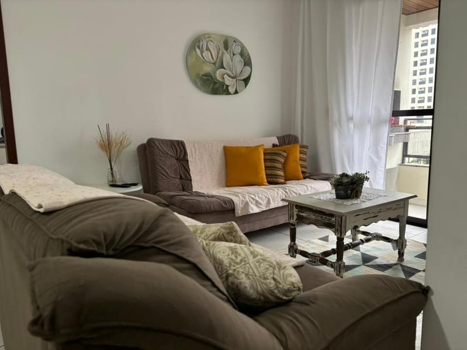 (GK-LUN502) · 2 Quartos com 2 Vagas de Garagem - 400m do Mar BC Apartment in Camboriú