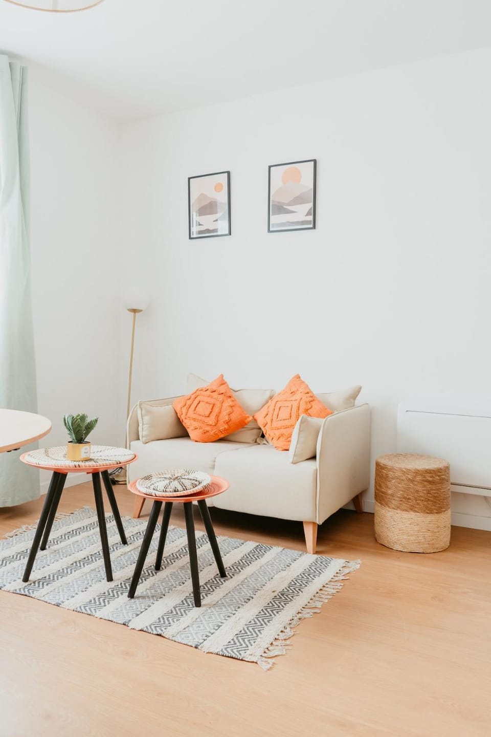 TV and multimedia, Living room, Seating area, furniture, heating, internet, storage