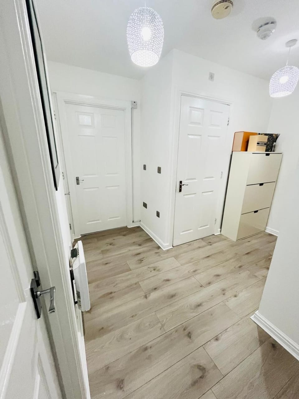 Stylish Apartment Newbury Park Apartment in Ilford
