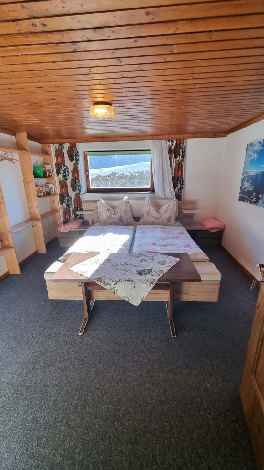 Peaceful Mountain Double Room Vacation rental in Salzburgerland